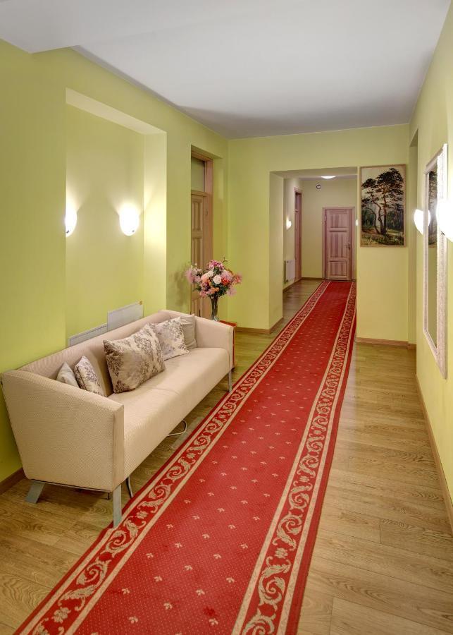 In Astra VNO Exterior foto